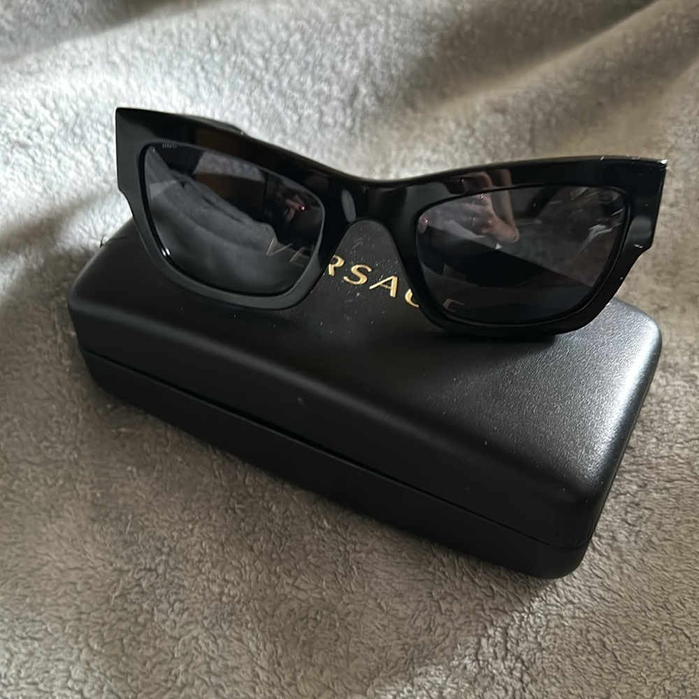 Versace Sunglasses - Picture 2 of 2